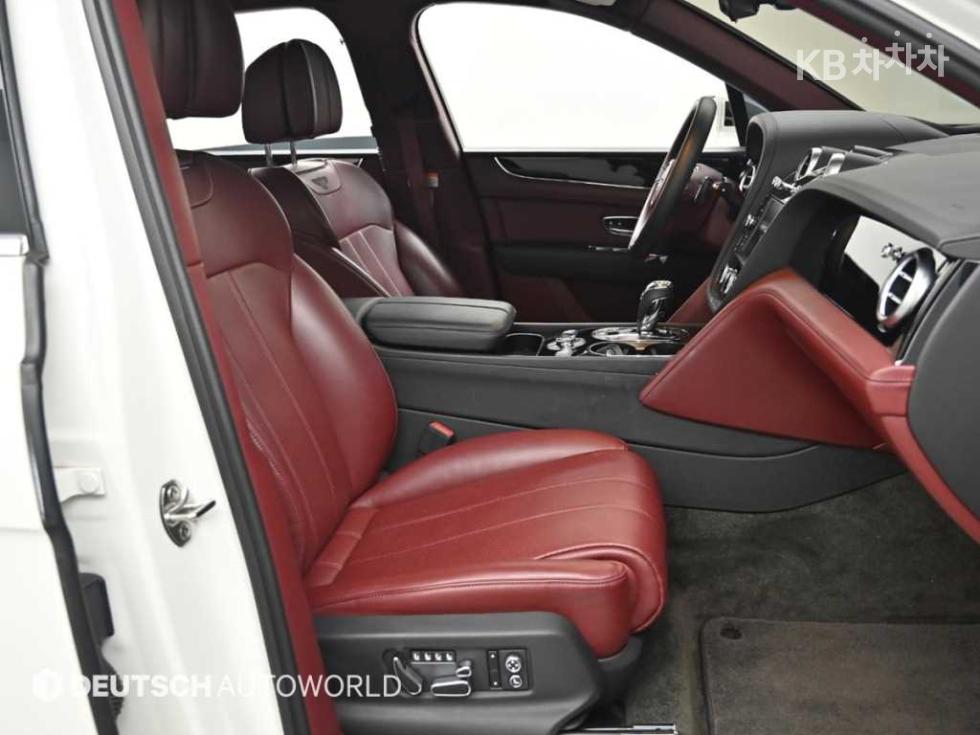 Bentley Bentayga — miniaturë 10
