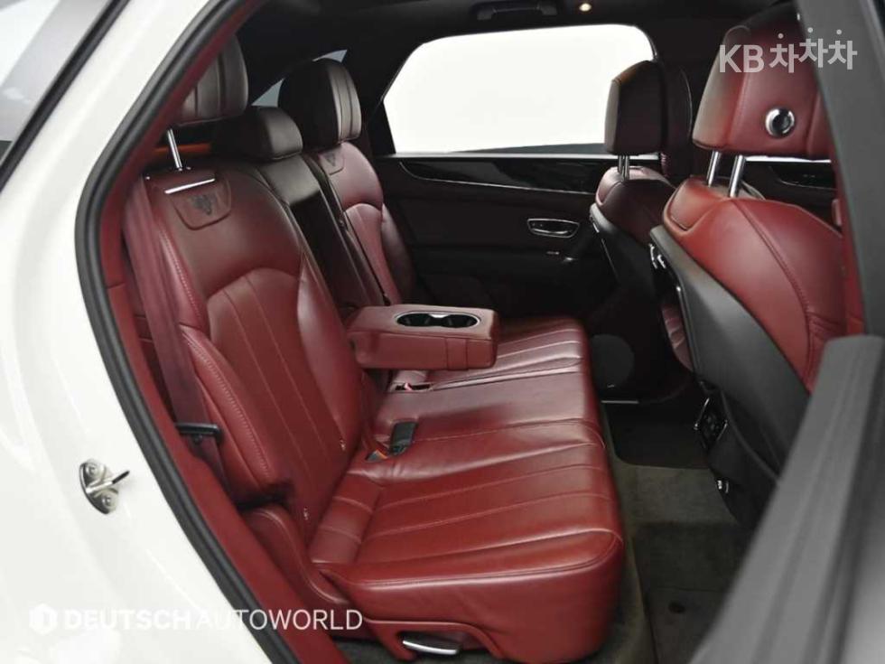 Bentley Bentayga — miniaturë 12