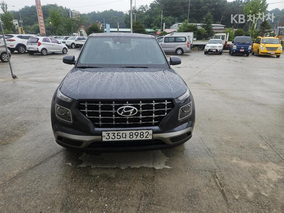 Hyundai Venue 가솔린 1.6 — foto 1