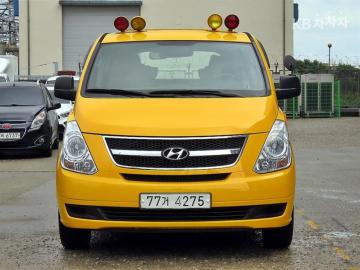 Hyundai Starex 12인승 왜건 CVX — foto 1