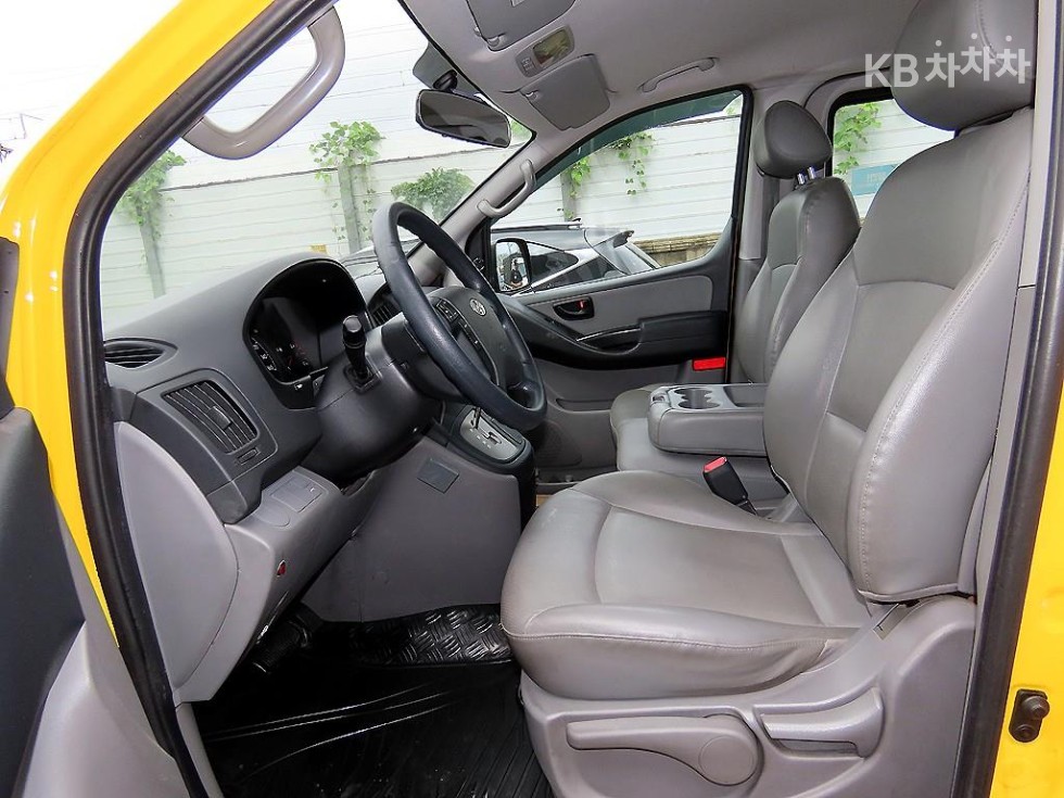 Hyundai Starex — miniaturë 5