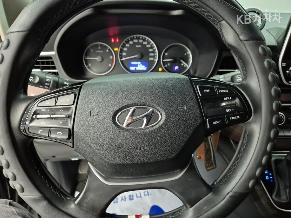 Hyundai Starex — miniaturë 9