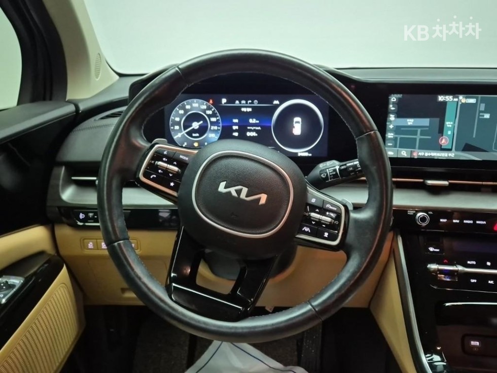 Kia Carnival — miniaturë 9