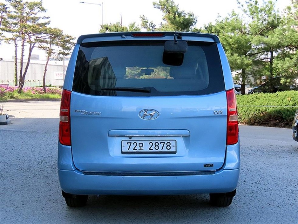 Hyundai Starex — miniaturë 4