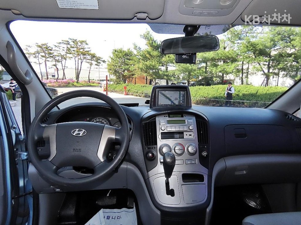 Hyundai Starex — miniaturë 8