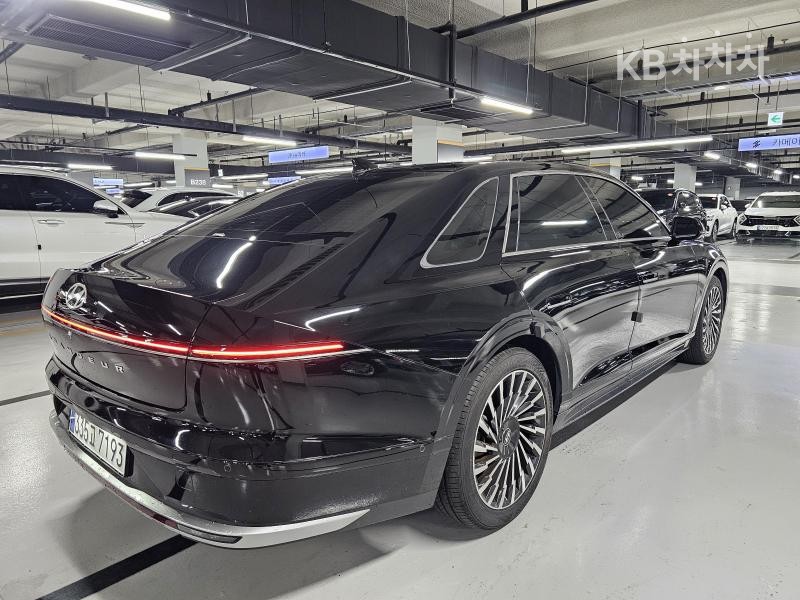 Hyundai Grandeur — miniaturë 4