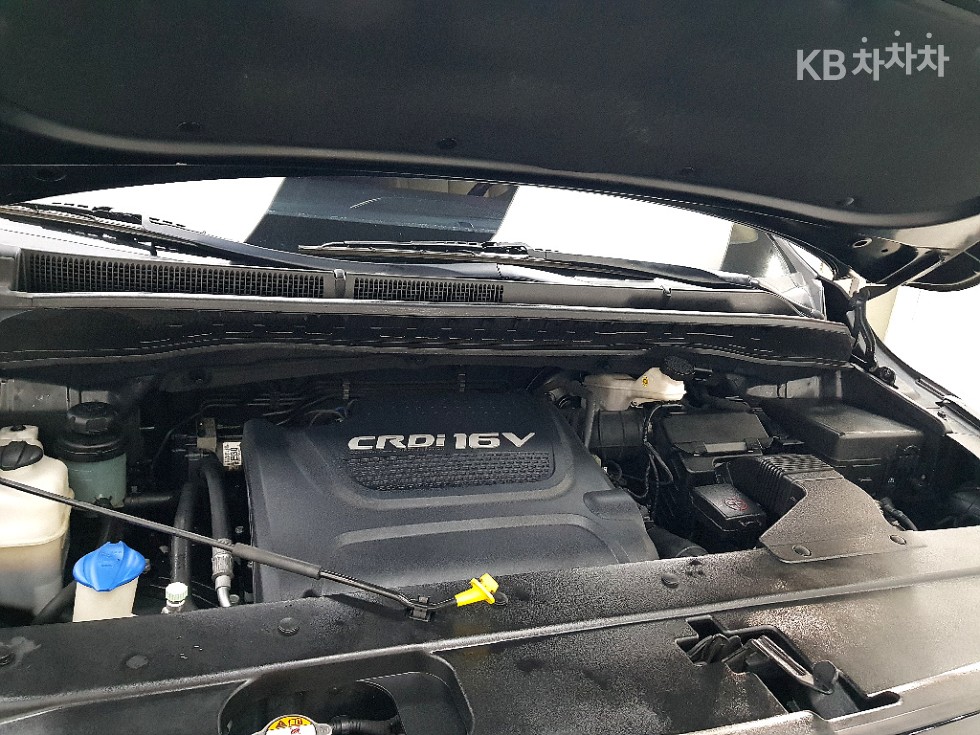 Kia Carnival — miniaturë 6