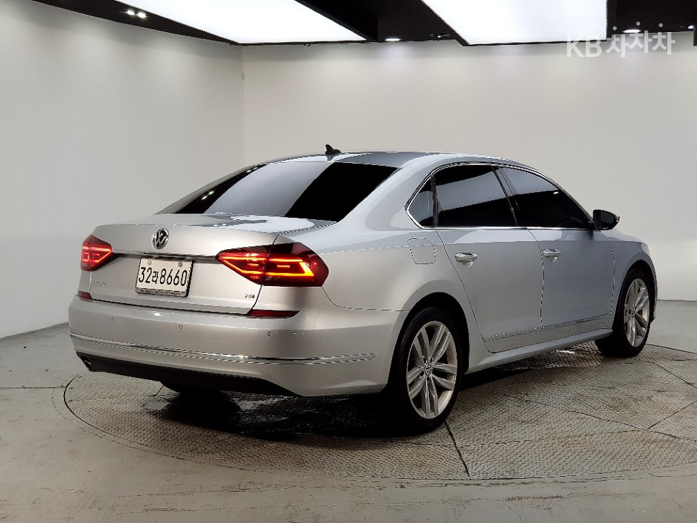 Volkswagen Passat — miniaturë 4