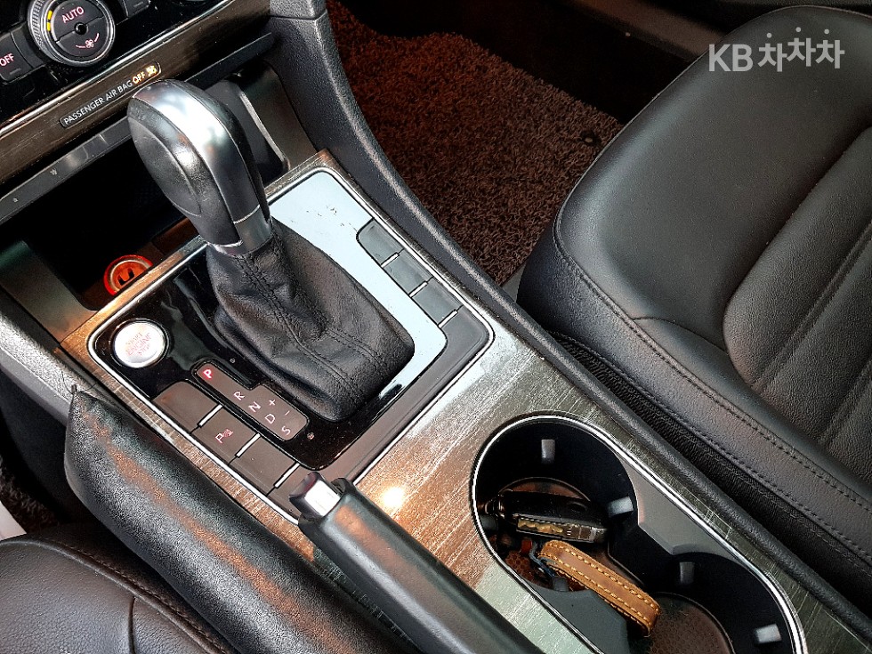 Volkswagen Passat — miniaturë 13