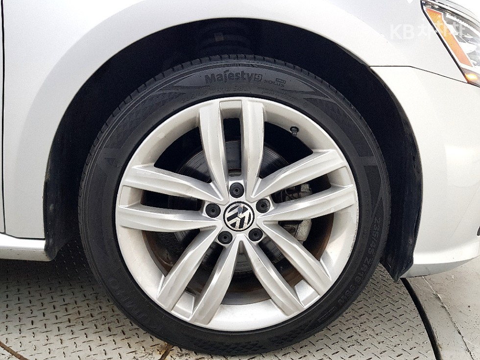 Volkswagen Passat — miniaturë 20
