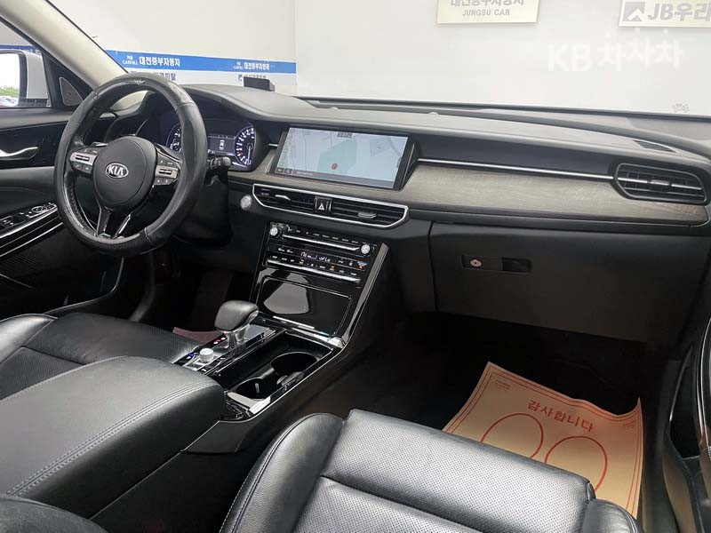 Kia K7 — miniaturë 7