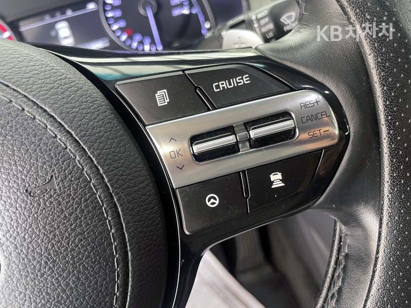 Kia K7 — miniaturë 8