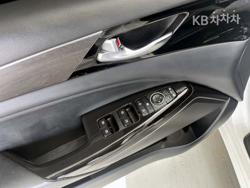 Kia K7 — miniaturë 13