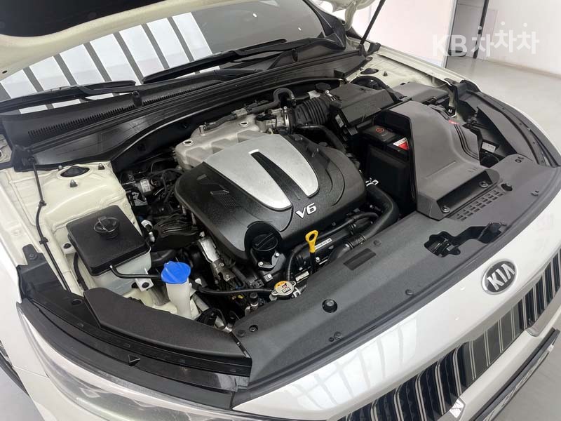 Kia K7 — miniaturë 6