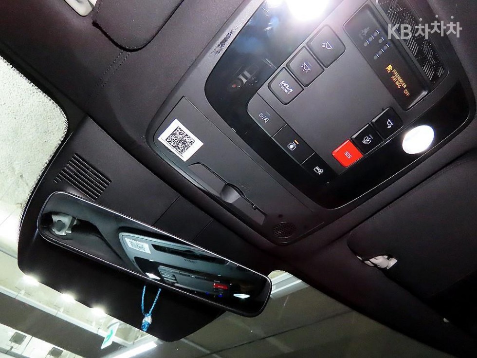 Kia Carnival — miniaturë 13