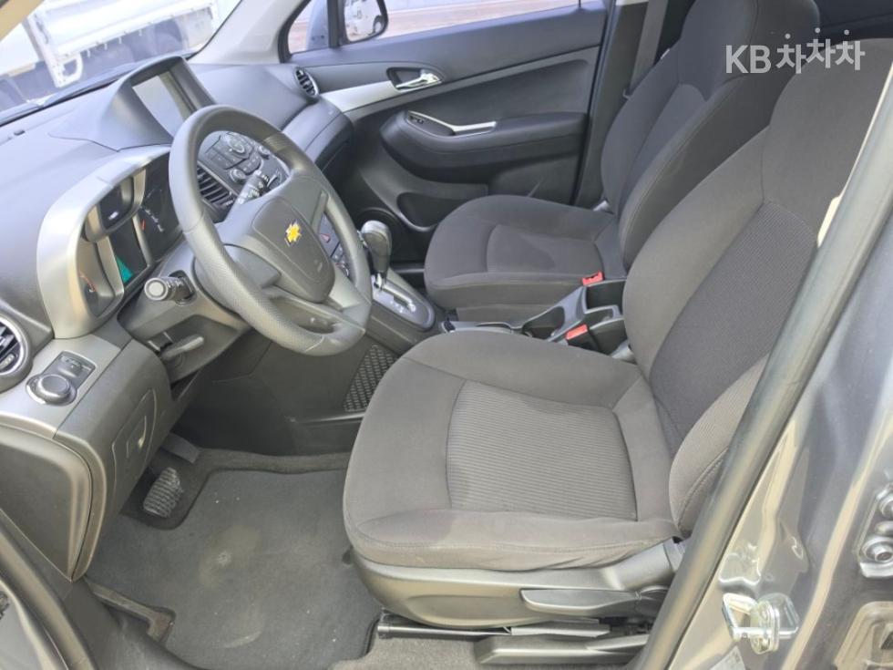 Chevrolet Orlando — miniaturë 18