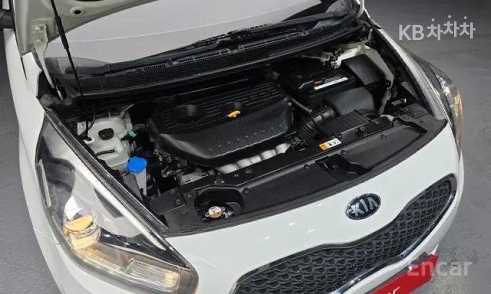 Kia Carens — miniaturë 6