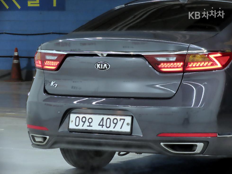 Kia K7 — miniaturë 17