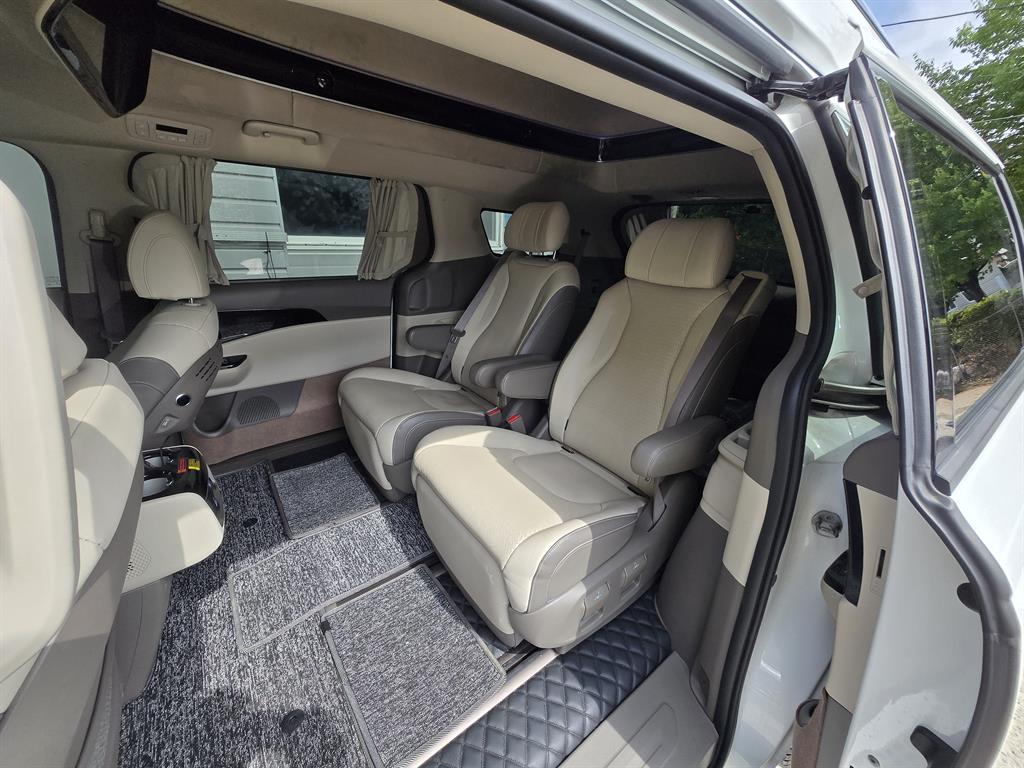 Kia Carnival — miniaturë 12