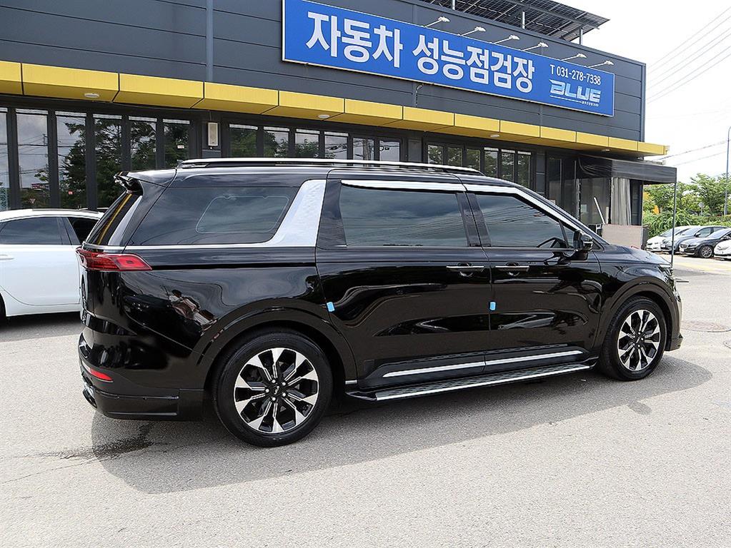 Kia Carnival — miniaturë 3