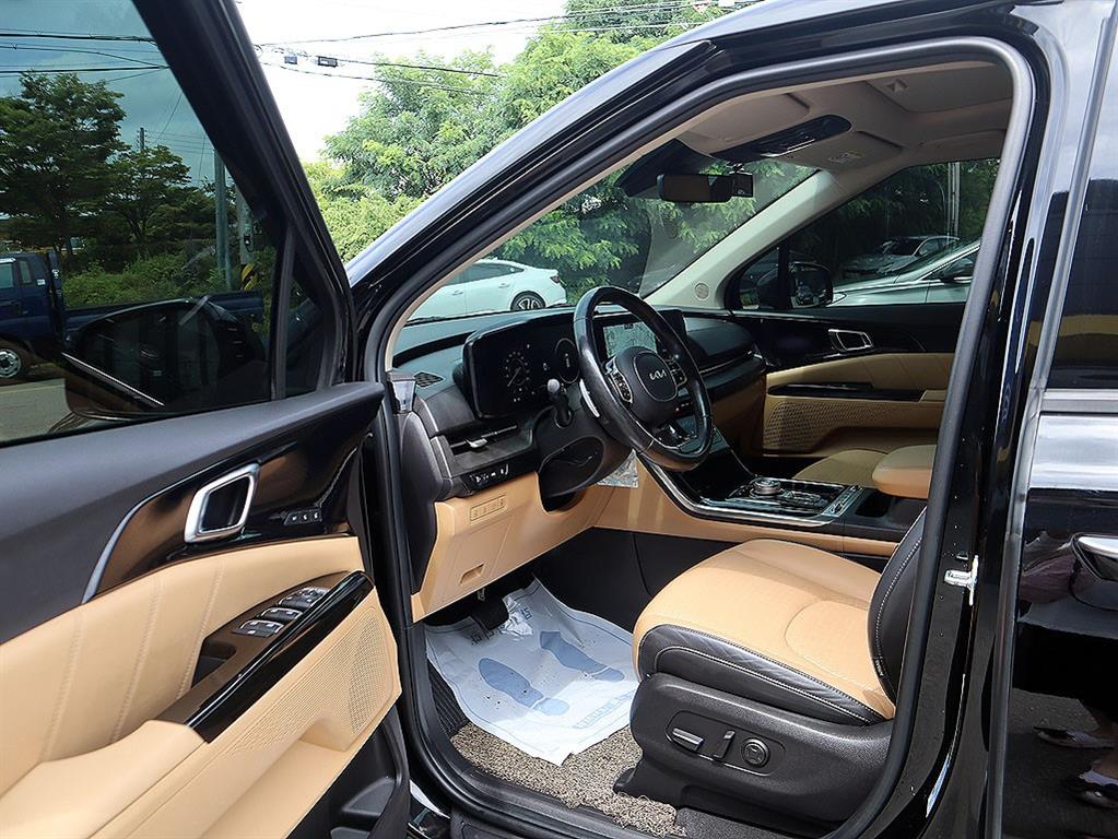 Kia Carnival — miniaturë 6