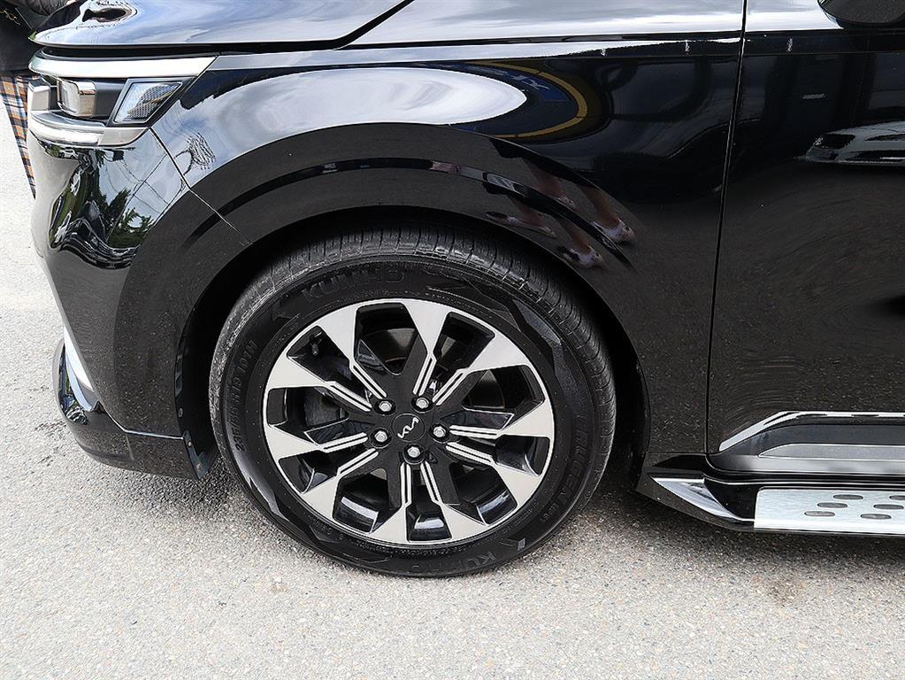 Kia Carnival — miniaturë 18