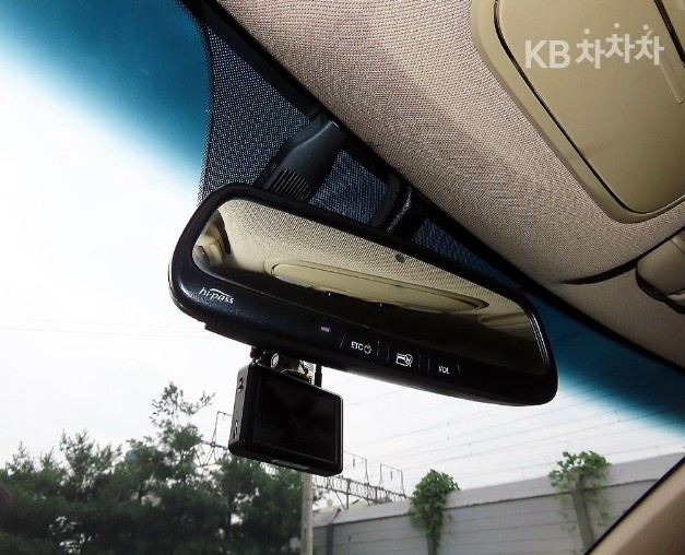 Kia Carnival — miniaturë 15