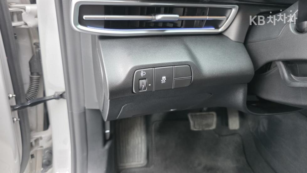 Hyundai Avante — miniaturë 19
