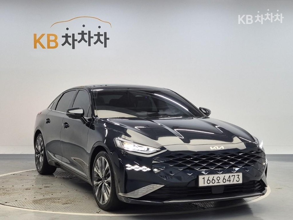 Kia K8 — miniaturë 2