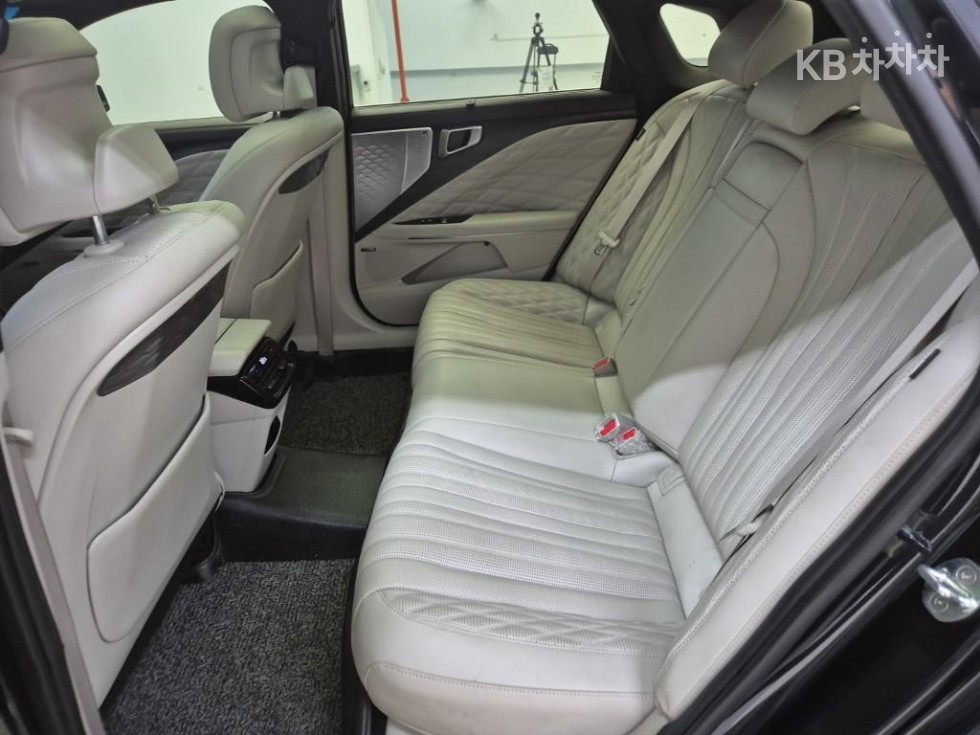 Kia K8 — miniaturë 12