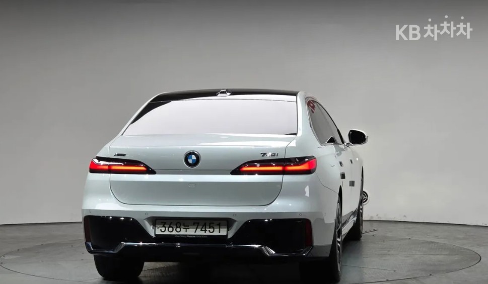 BMW 7er — miniaturë 4