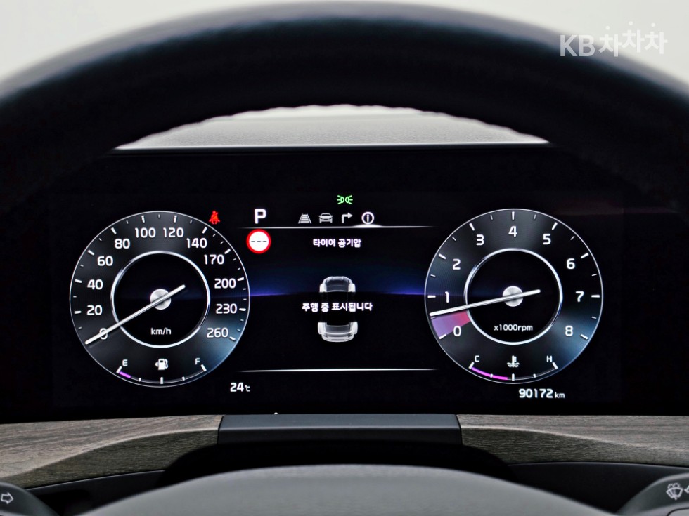 Kia K8 — miniaturë 7