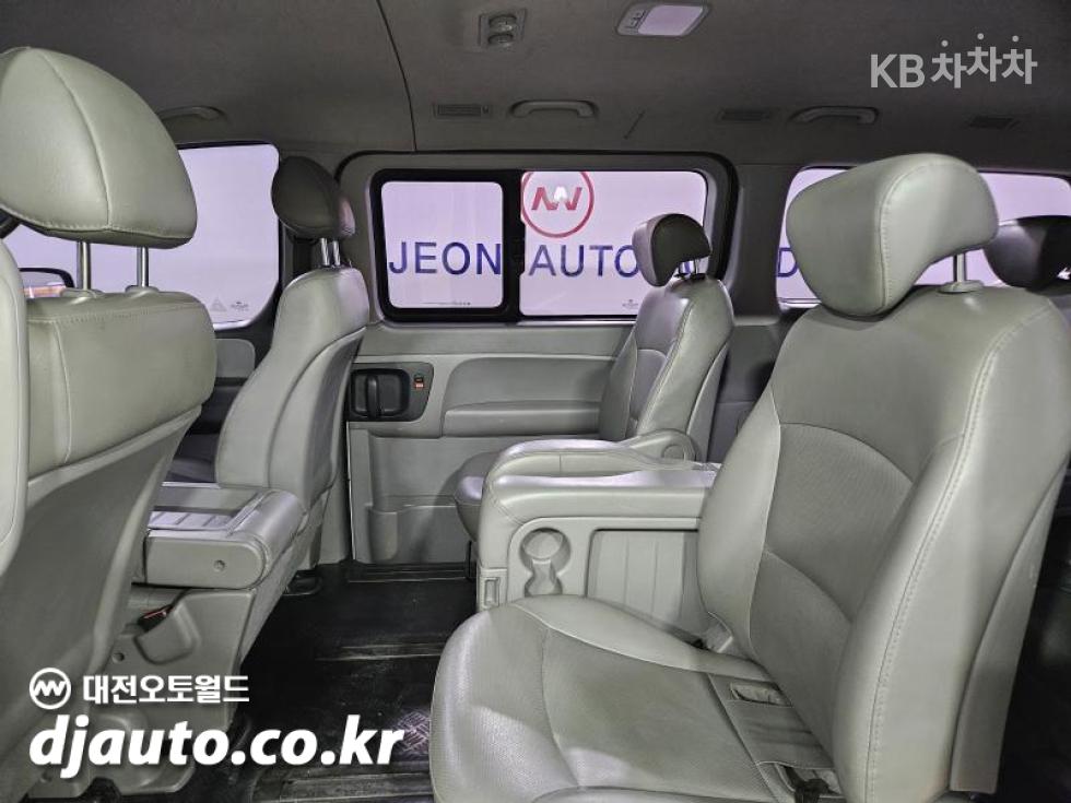Hyundai Starex — miniaturë 8