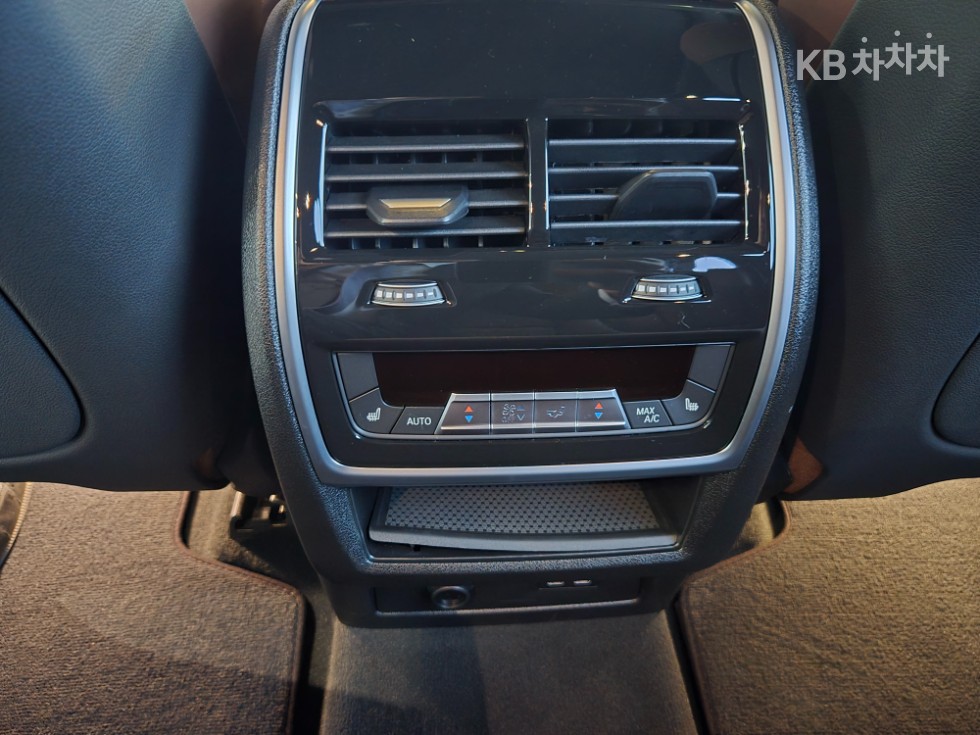 BMW X5 — miniaturë 10