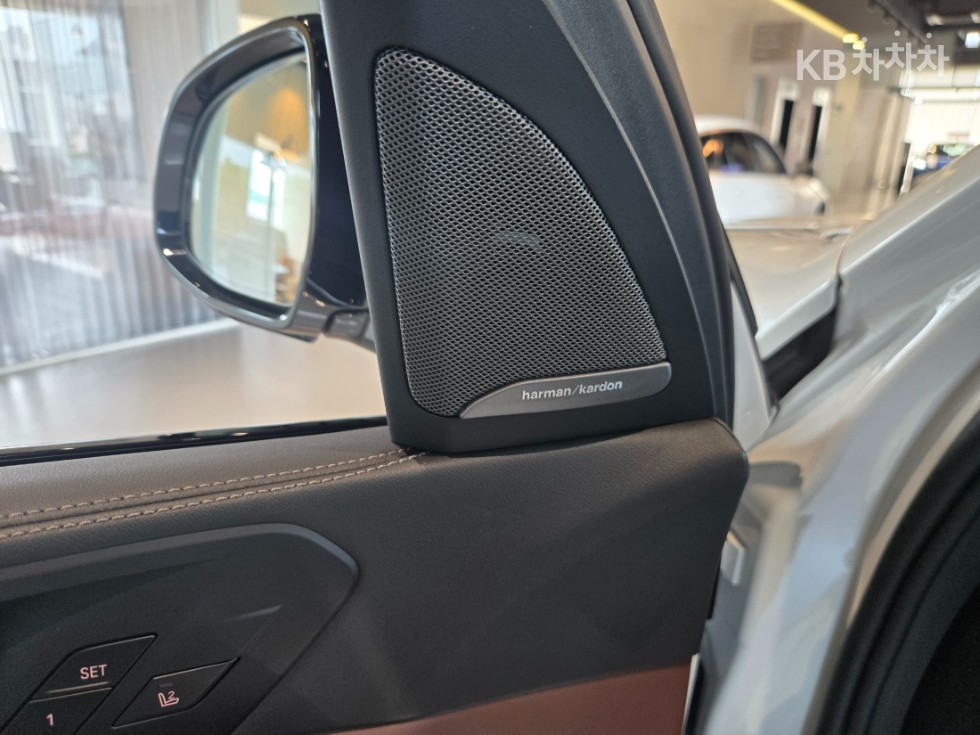 BMW X5 — miniaturë 11