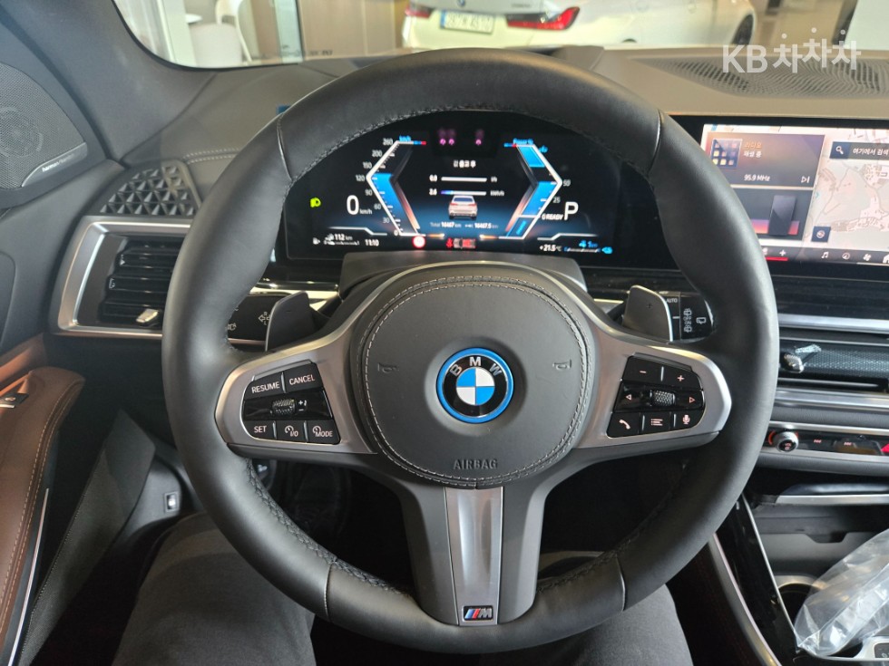 BMW X5 — miniaturë 15