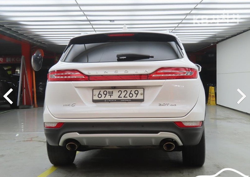 Lincoln MKC — miniaturë 3
