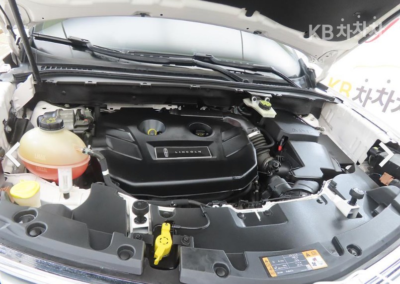 Lincoln MKC — miniaturë 19