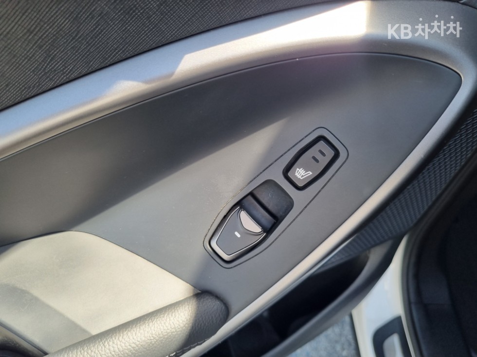 Hyundai Santa Fe — miniaturë 29