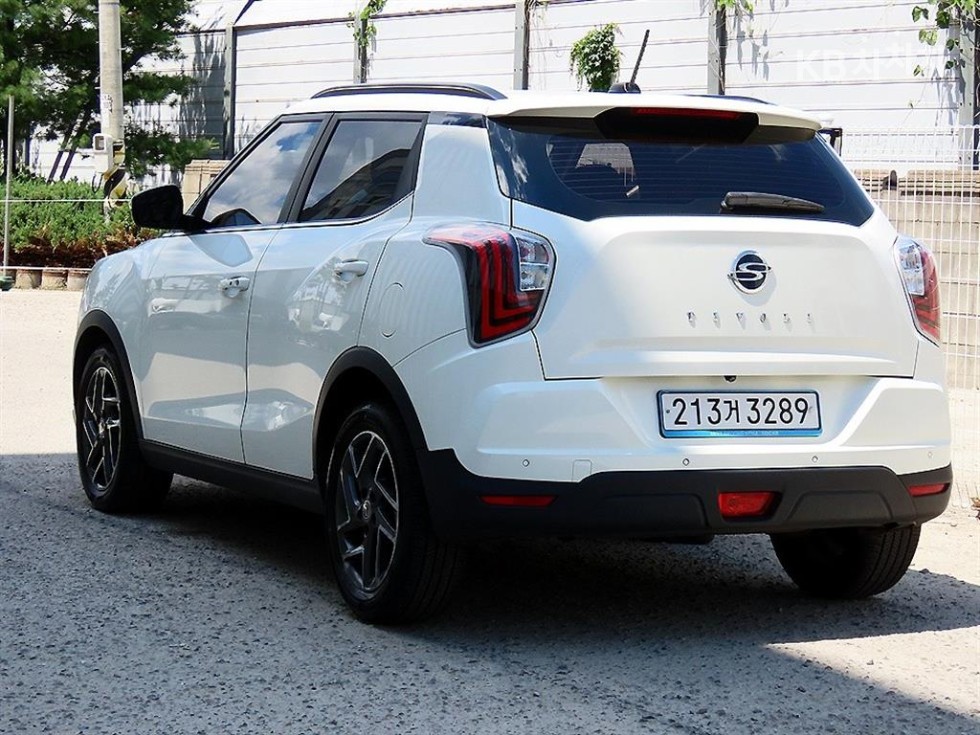 SsangYong Tivoli — miniaturë 3
