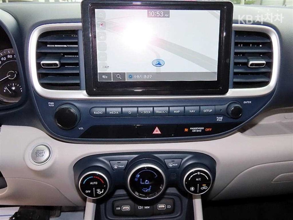 Hyundai Venue — miniaturë 13