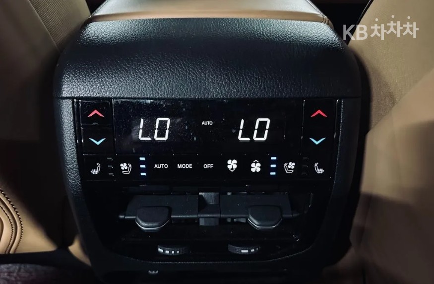 Jeep Cherokee — miniaturë 17