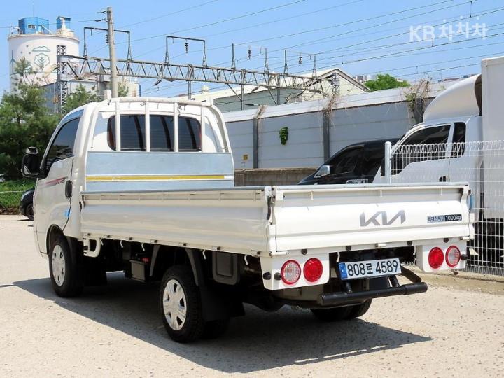 Kia Bongo 3 2024 photo 3