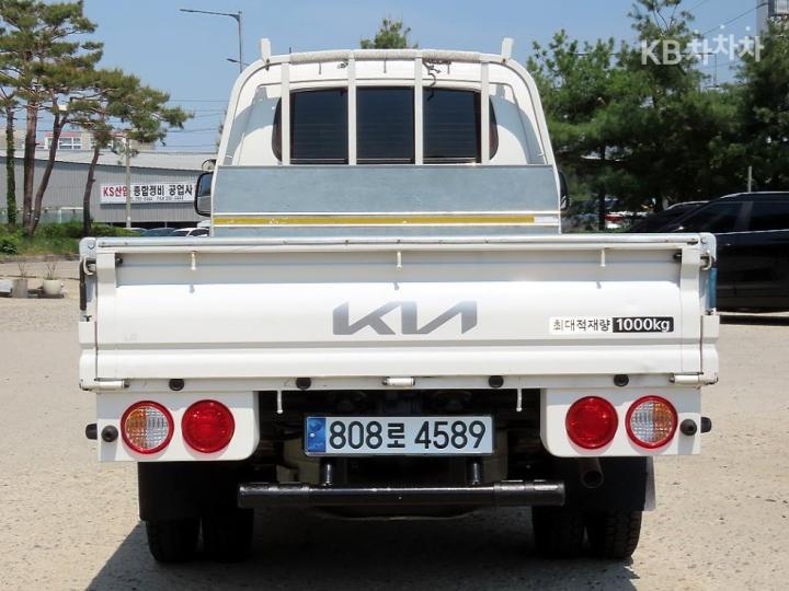 Kia Bongo 3 2024 photo 4