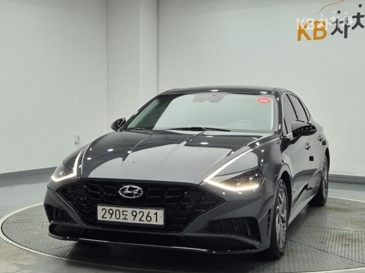Hyundai Sonata (DN8) 2.0 Premium Plus