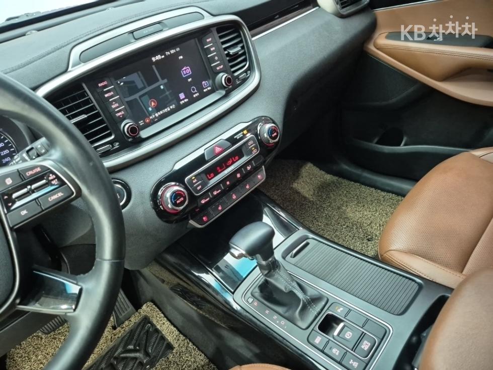 Kia Sorento — miniaturë 10