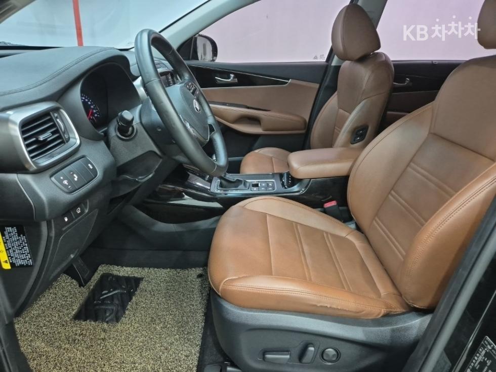 Kia Sorento — miniaturë 11