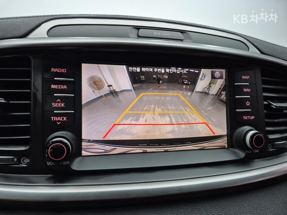 Kia Sorento — miniaturë 14