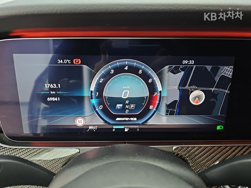 2019 Mercedes-Benz E photo