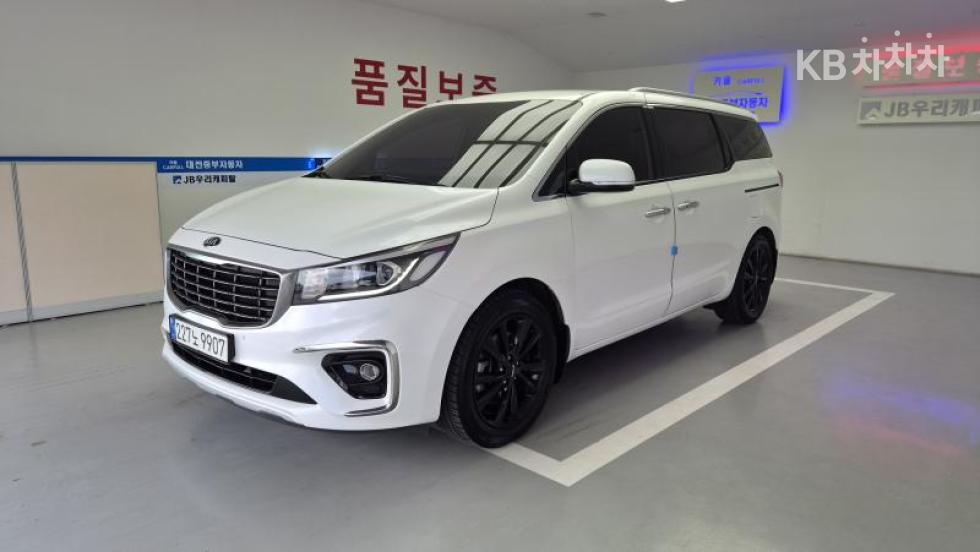 Kia Carnival — miniaturë 2
